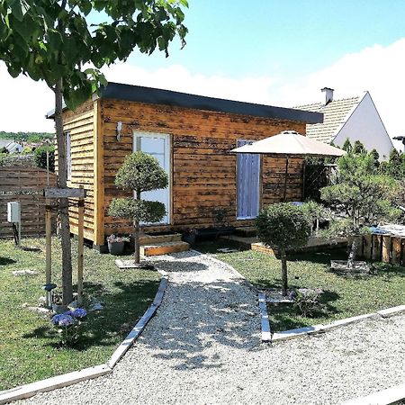 Tinyhouses Am Neusiedlersee Фертивракош Екстер'єр фото