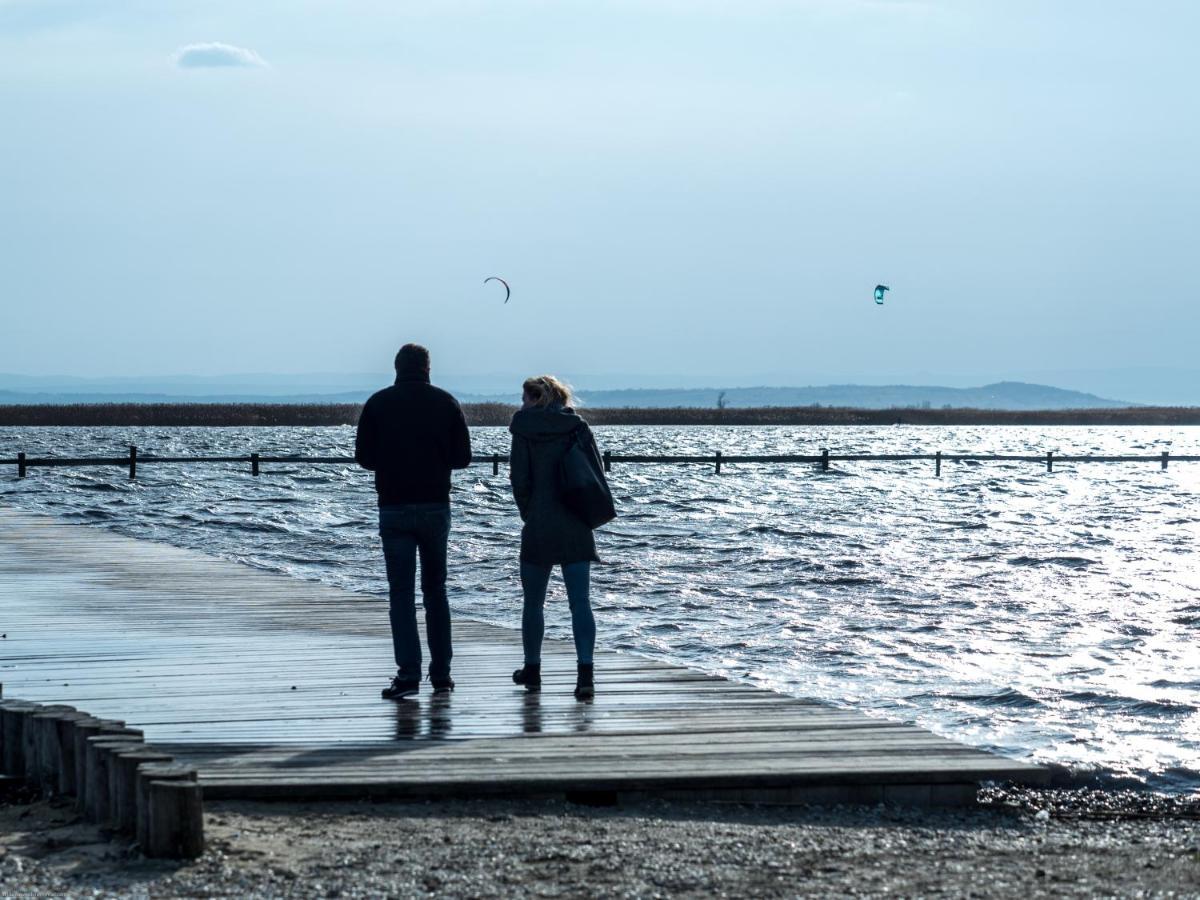 Tinyhouses Am Neusiedlersee Фертивракош Екстер'єр фото